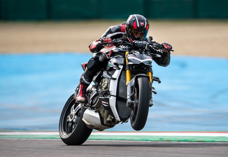 Siêu naked bike Ducati Streetfighter V4 SP xuất hiện, gây choáng bởi sở hữu  nhiều trang bị “xịn xò”